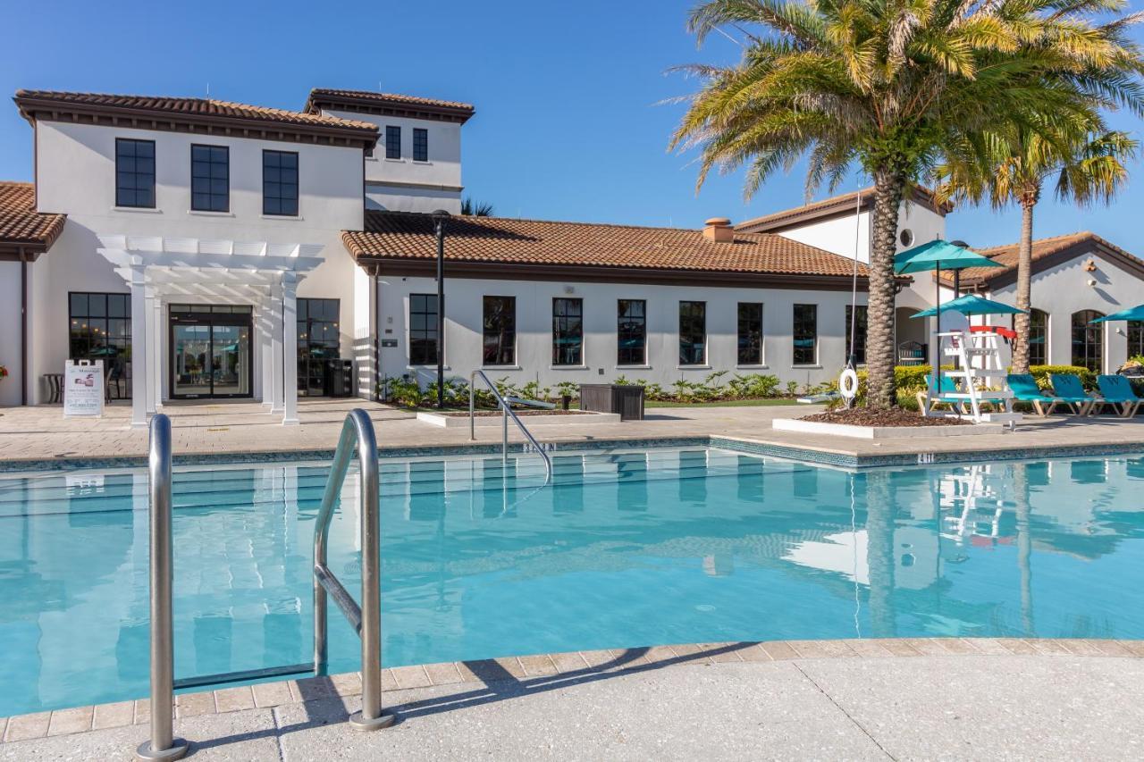 A Whole New World Villa Kissimmee Bagian luar foto