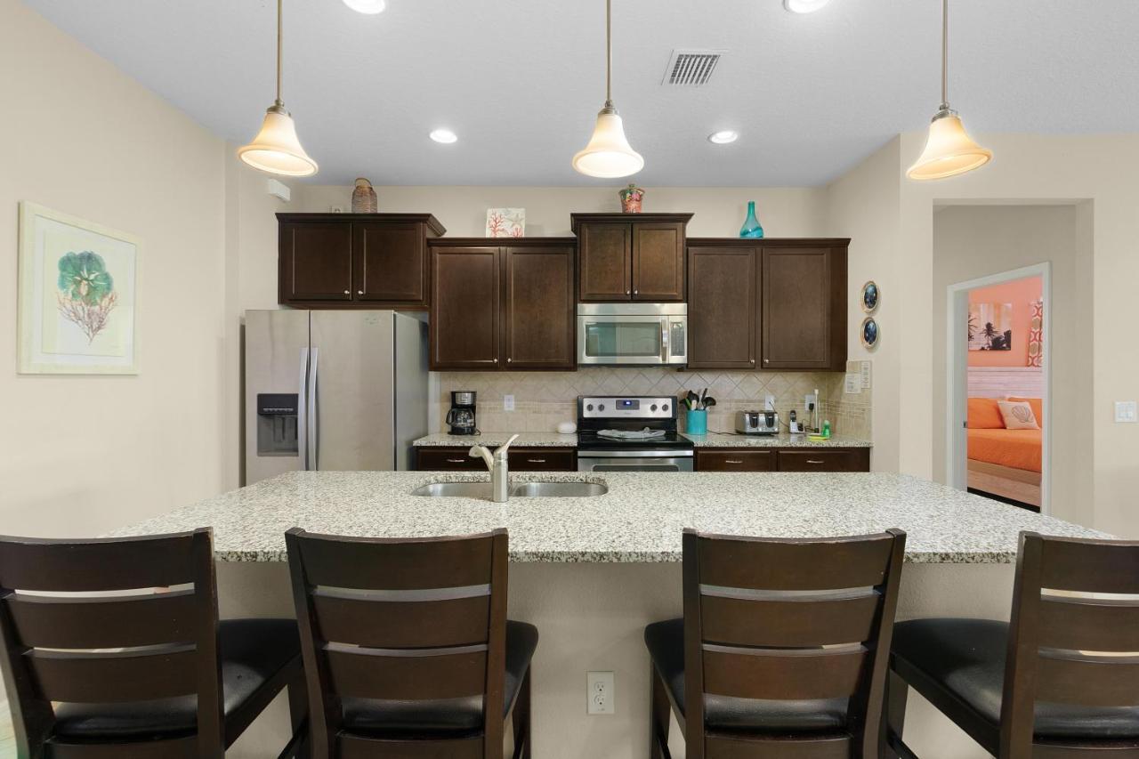 A Whole New World Villa Kissimmee Bagian luar foto