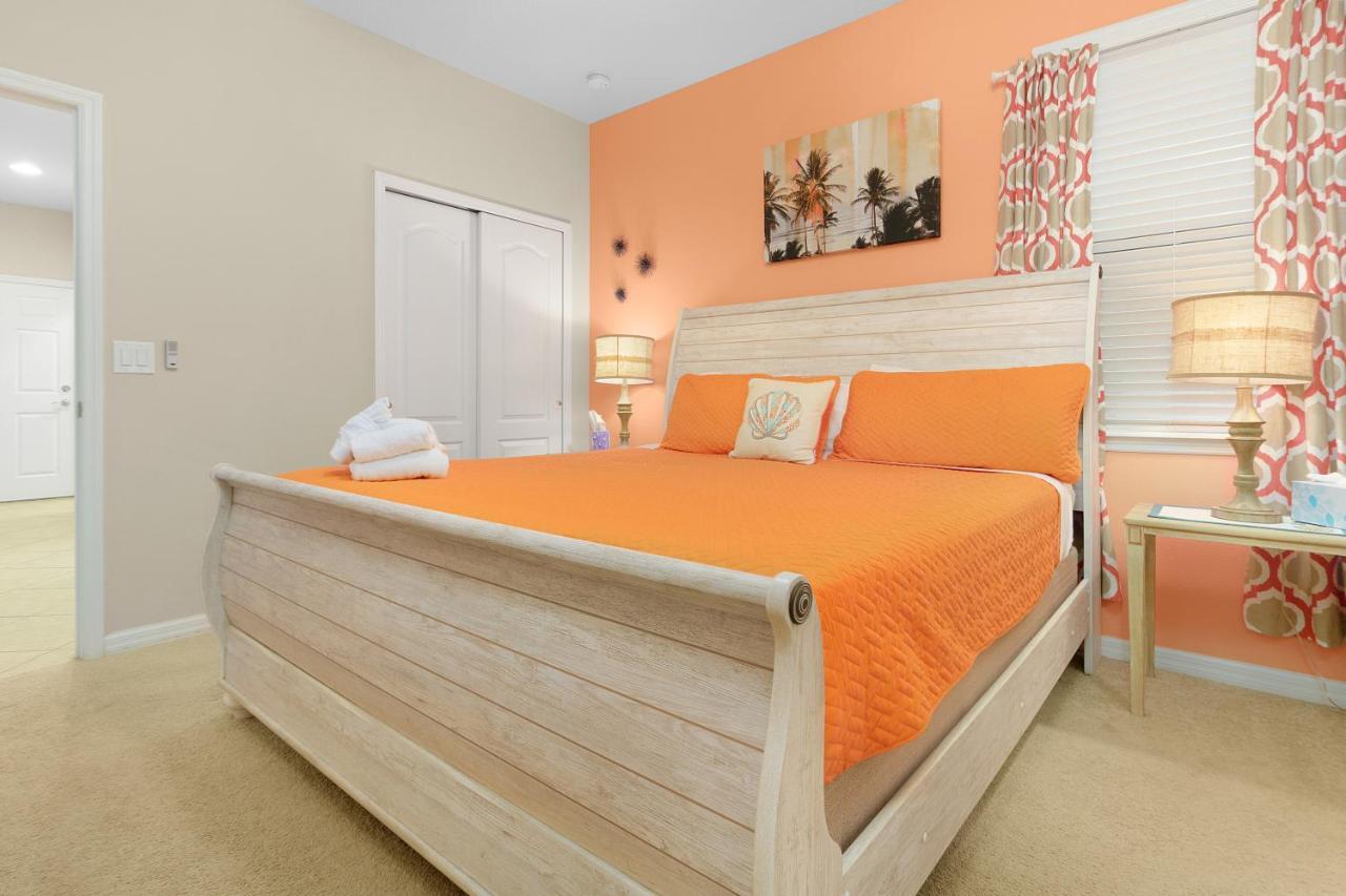 A Whole New World Villa Kissimmee Bagian luar foto