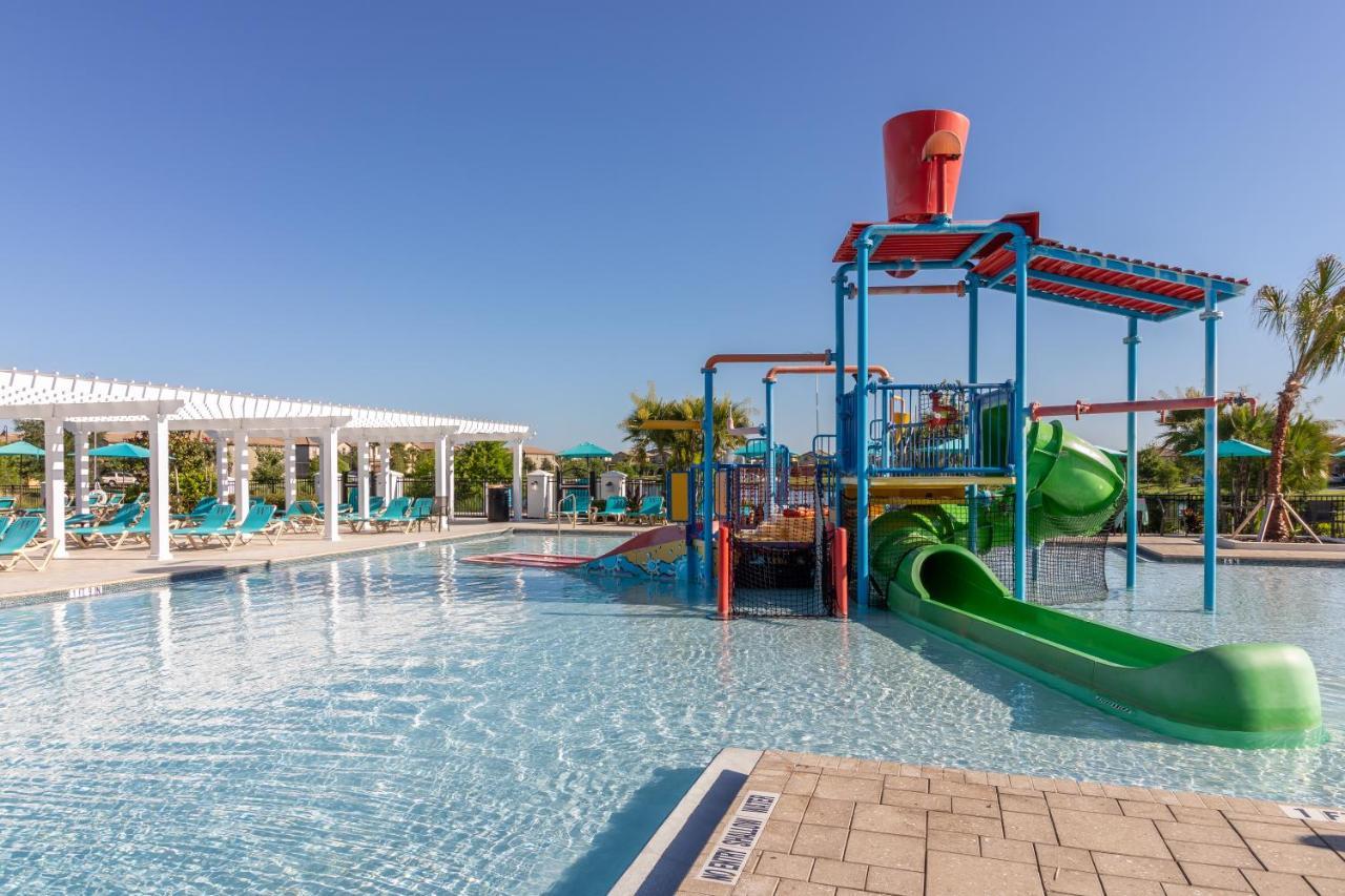 A Whole New World Villa Kissimmee Bagian luar foto